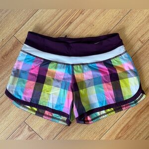 Lululemon Groovy Run Short Check Plaid Multicolour Size 4 Womens 4.5" inseam